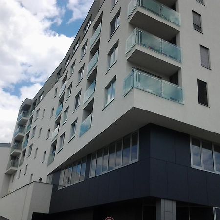 Apartman Halex Centrum City Aupark Piest'any Eksteriør bilde